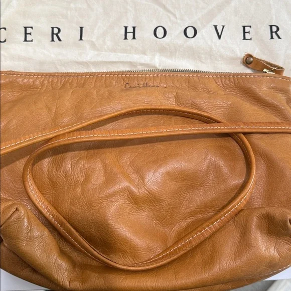 Ceri Hoover Penny Tan Leather Crossbody Bag - Picture 3 of 10